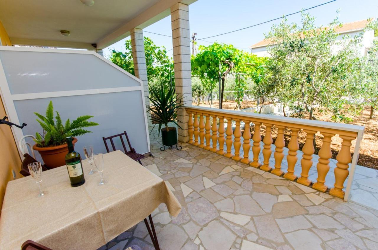 Apartments Ivana Trogir Luaran gambar